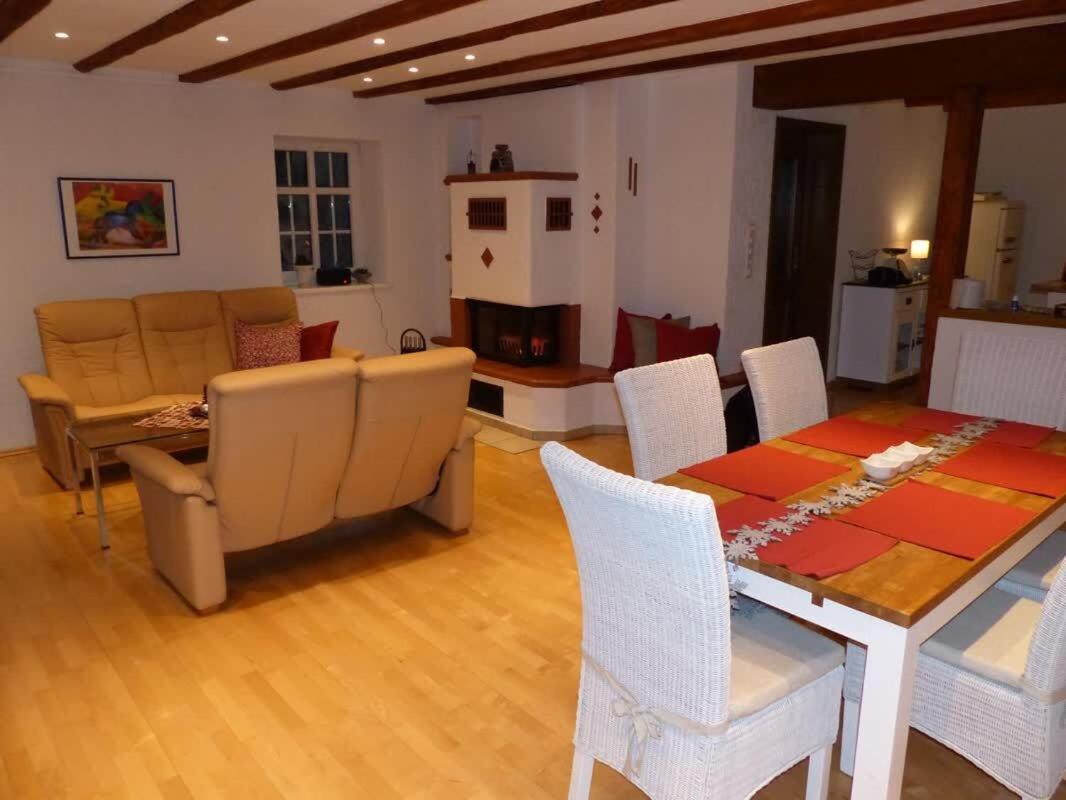 Ferienwohnung "Alte Pleiner Muehle" エクステリア 写真