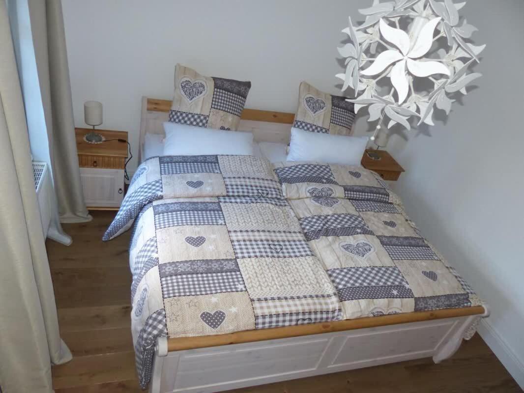 Ferienwohnung "Alte Pleiner Muehle" エクステリア 写真